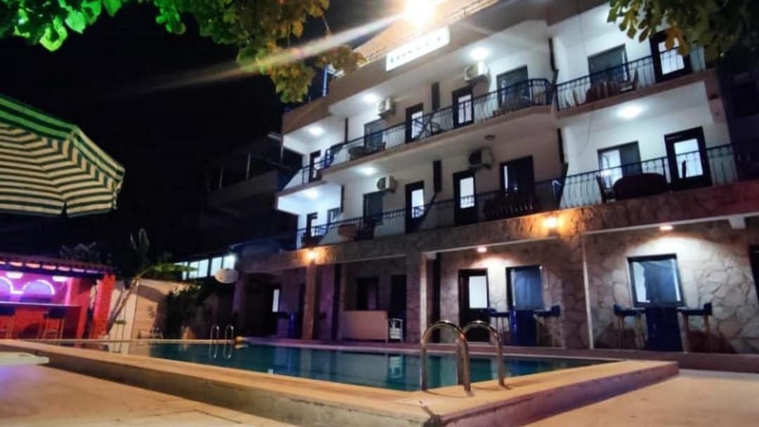 איידן Ada Blue Star Apart Otel מראה חיצוני תמונה